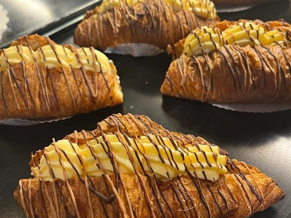 Gele room croissant